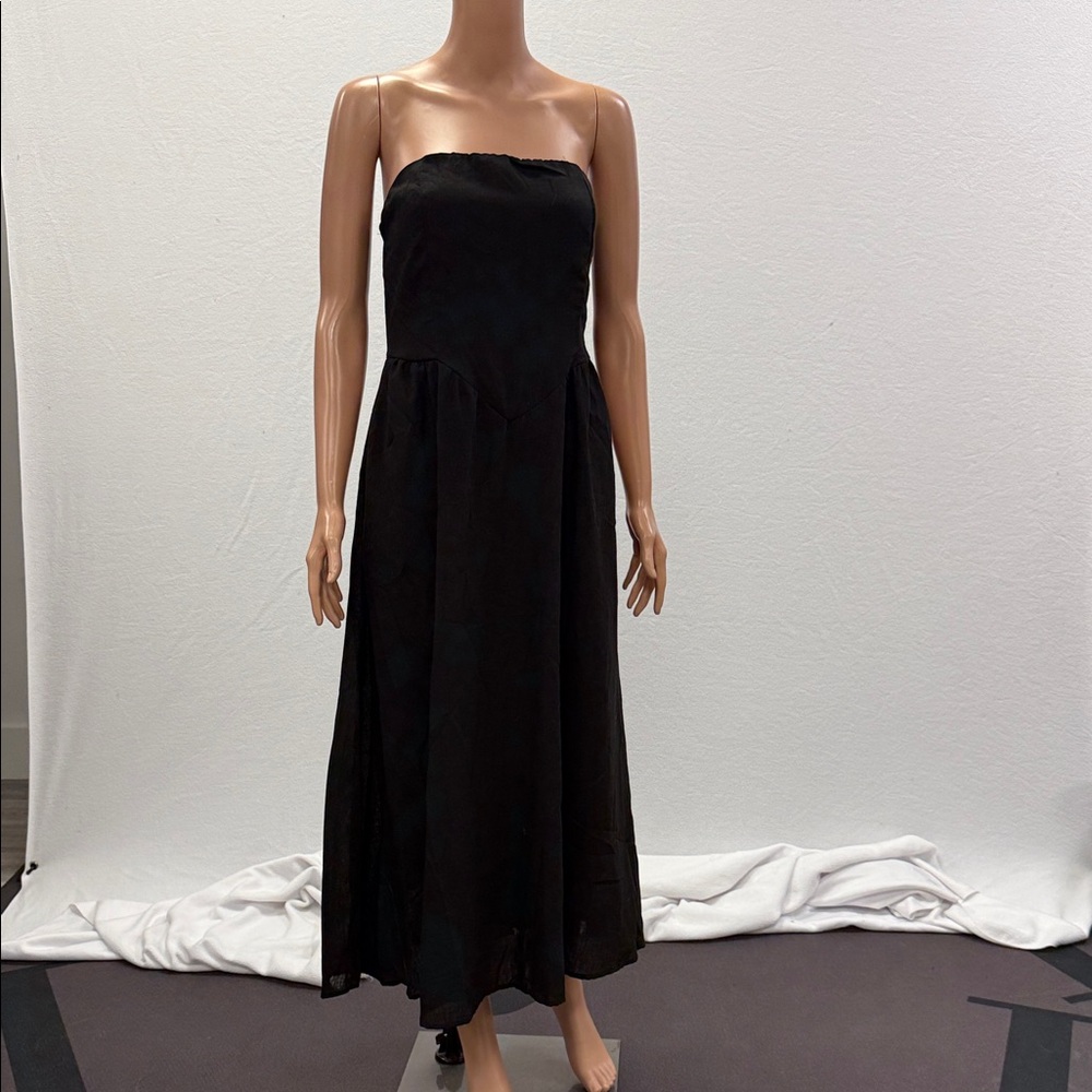 Classic Strapless Black Midi Dress